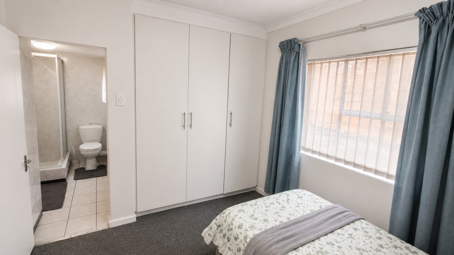 2 Bedroom Property for Sale in Roodia Free State